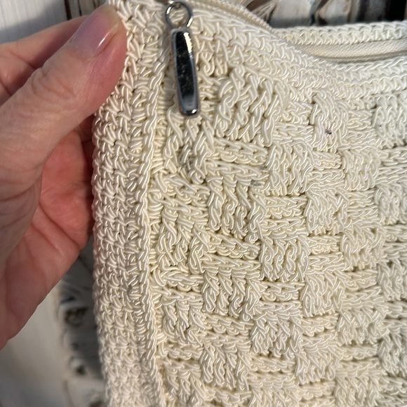 Retro Y2K Hippie Cottage Boho Crochet Soft White Bag with Shoulder Strap - Picture 4 of 6